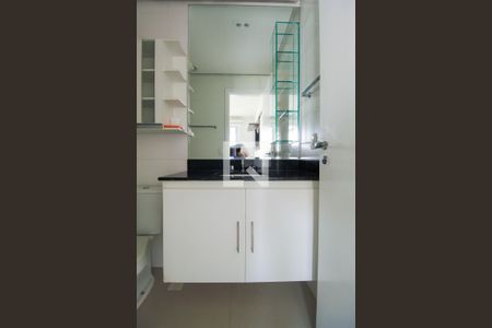 Banheiro de apartamento para alugar com 1 quarto, 49m² em Vila Regente Feijó, São Paulo