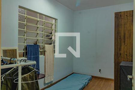 Casa à venda com 164m², 3 quartos e 8 vagasQuarto 1