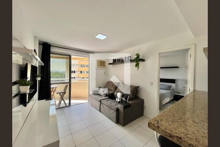 Sala de apartamento para alugar com 1 quarto, 42m² em Barra Olímpica, Rio de Janeiro