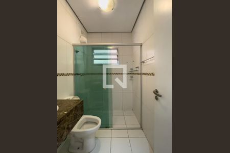 Casa para alugar com 139m², 3 quartos e 2 vagas Casa para alugar com 139m², 3 quartos e 2 vagasBanheiro Suíte 2
