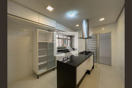 Casa para alugar com 139m², 3 quartos e 2 vagas Casa para alugar com 139m², 3 quartos e 2 vagasCozinha