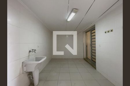 Casa para alugar com 139m², 3 quartos e 2 vagas Casa para alugar com 139m², 3 quartos e 2 vagasÁrea de Serviço