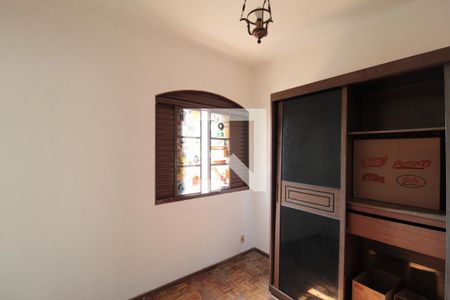 Casa à venda com 370m², 5 quartos e 4 vagasQuarto 1