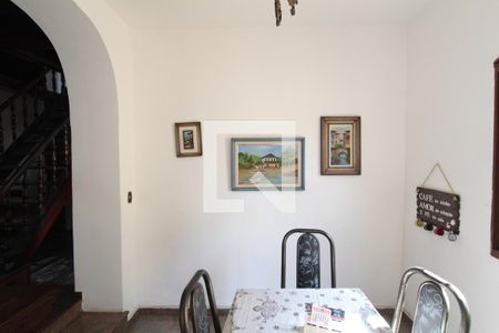 Casa à venda com 370m², 5 quartos e 4 vagasCopa