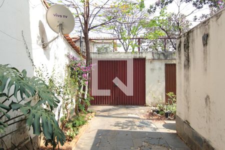 Casa à venda com 370m², 5 quartos e 4 vagasGaragem