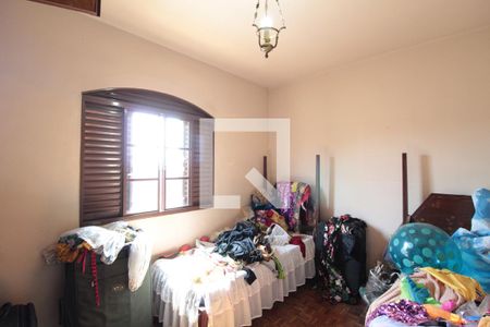 Casa à venda com 370m², 5 quartos e 4 vagasQuarto 3