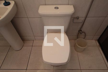 Casa à venda com 370m², 5 quartos e 4 vagasBanheiro da Suite 1