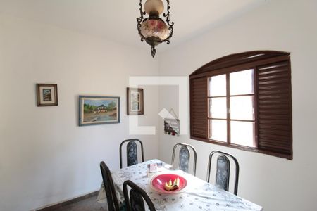 Casa à venda com 370m², 5 quartos e 4 vagasCopa