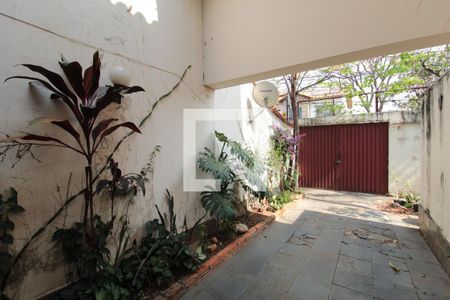 Casa à venda com 370m², 5 quartos e 4 vagasGaragem