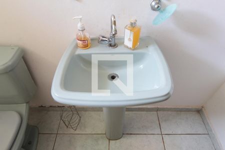 Casa à venda com 370m², 5 quartos e 4 vagasLavabo da Sala de Estar