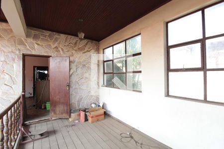 Casa à venda com 370m², 5 quartos e 4 vagasVaranda da Suite 1