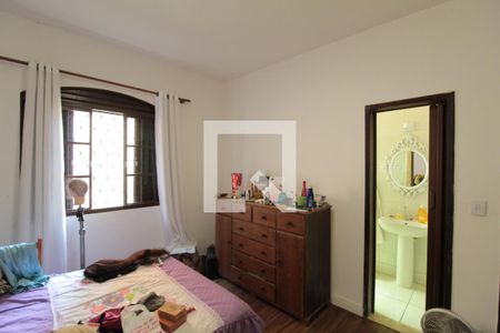 Casa à venda com 370m², 5 quartos e 4 vagasSuite 2