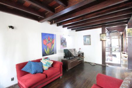 Casa à venda com 370m², 5 quartos e 4 vagasSala de Estar 2