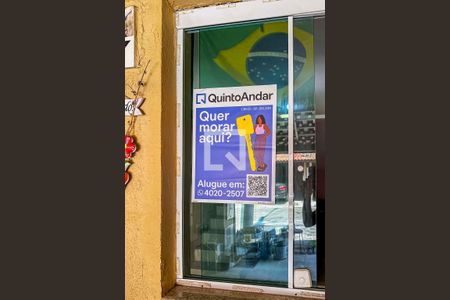 Casa de condomínio para alugar com 67m², 2 quartos e 1 vaga Casa de condomínio para alugar com 67m², 2 quartos e 1 vagaPlaca Instalada na Fachada