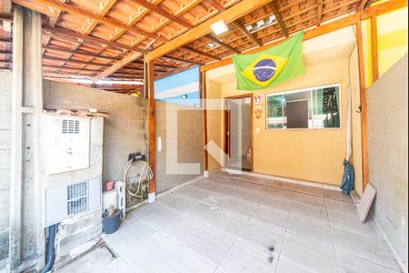 Casa de condomínio para alugar com 67m², 2 quartos e 1 vaga Casa de condomínio para alugar com 67m², 2 quartos e 1 vagaGaragem