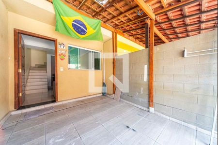 Casa de condomínio para alugar com 67m², 2 quartos e 1 vaga Casa de condomínio para alugar com 67m², 2 quartos e 1 vagaGaragem