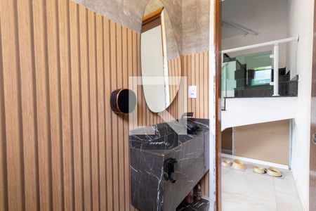 Casa de condomínio à venda com 165m², 3 quartos e 2 vagasLavabo 2