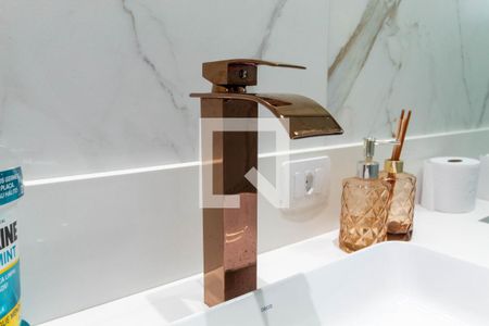 Casa de condomínio à venda com 165m², 3 quartos e 2 vagasBanheiro - torneira