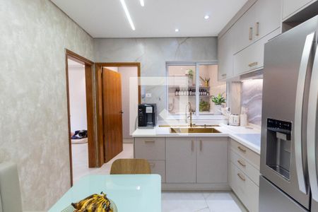 Casa de condomínio à venda com 165m², 3 quartos e 2 vagasCozinha