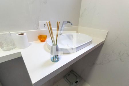 Casa de condomínio à venda com 165m², 3 quartos e 2 vagasBanheiro da Suíte 1