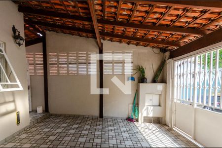 Casa à venda com 178m², 3 quartos e 2 vagas Casa à venda com 178m², 3 quartos e 2 vagasGaragem