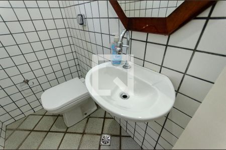 Casa à venda com 178m², 3 quartos e 2 vagas Casa à venda com 178m², 3 quartos e 2 vagasLavabo