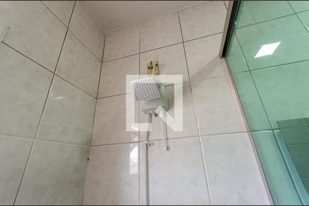 Casa à venda com 178m², 3 quartos e 2 vagas Casa à venda com 178m², 3 quartos e 2 vagasBanheiro da Suíte