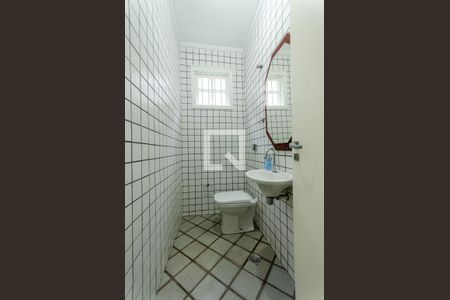 Casa à venda com 178m², 3 quartos e 2 vagas Casa à venda com 178m², 3 quartos e 2 vagasLavabo