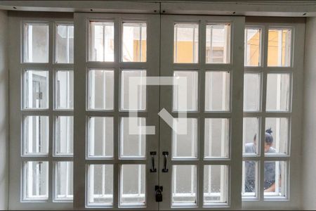 Casa à venda com 178m², 3 quartos e 2 vagas Casa à venda com 178m², 3 quartos e 2 vagasCozinha