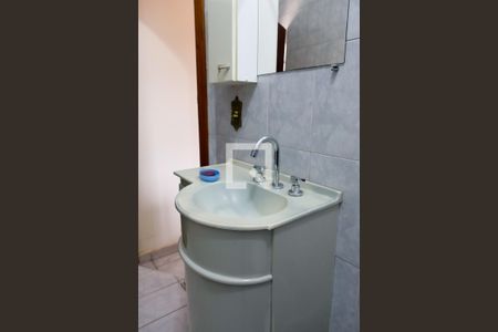 Casa à venda com 280m², 3 quartos e 2 vagas Casa à venda com 280m², 3 quartos e 2 vagasBanheiro da Suíte 1