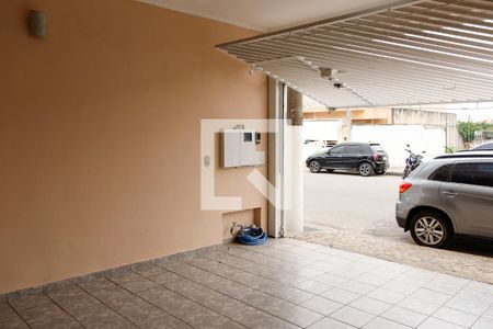 Casa à venda com 280m², 3 quartos e 2 vagas Casa à venda com 280m², 3 quartos e 2 vagasGaragem