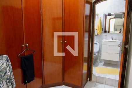 Casa à venda com 280m², 3 quartos e 2 vagas Casa à venda com 280m², 3 quartos e 2 vagasCloset do quarto 3