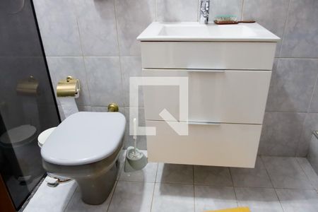 Casa à venda com 280m², 3 quartos e 2 vagas Casa à venda com 280m², 3 quartos e 2 vagasQuarto 3 - Suíte