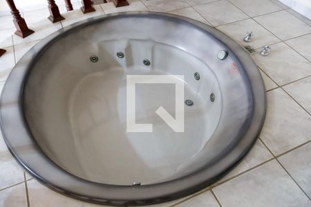 Casa à venda com 280m², 3 quartos e 2 vagas Casa à venda com 280m², 3 quartos e 2 vagasQuarto 3 - Suíte