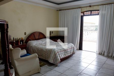 Casa à venda com 280m², 3 quartos e 2 vagas Casa à venda com 280m², 3 quartos e 2 vagasQuarto 3 - Suíte