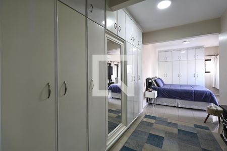 Apartamento à venda com 198m², 4 quartos e 4 vagasSuíte 2