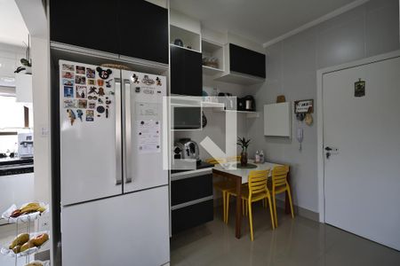 Apartamento à venda com 198m², 4 quartos e 4 vagasCozinha