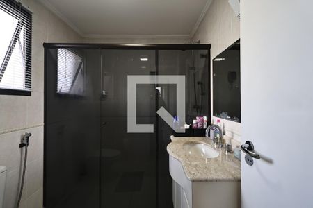 Apartamento à venda com 198m², 4 quartos e 4 vagasBanheiro da Suíte 2