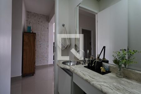 Apartamento à venda com 198m², 4 quartos e 4 vagasLavabo
