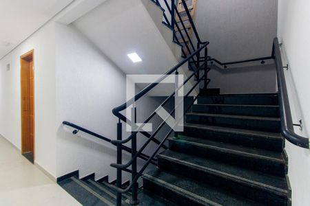 Apartamento para alugar com 40m², 2 quartos e sem vagaEscada
