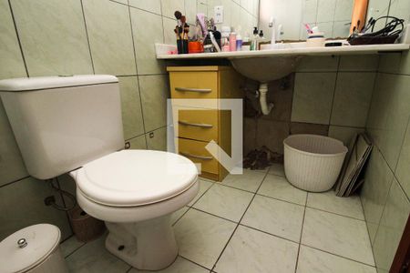 Casa de condomínio à venda com 111m², 3 quartos e 2 vagasBanheiro da Suíte