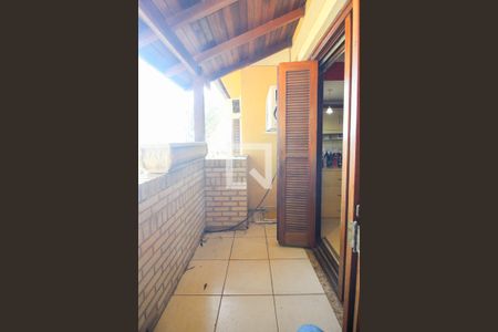 Casa de condomínio à venda com 111m², 3 quartos e 2 vagasSacada do Quarto Suíte