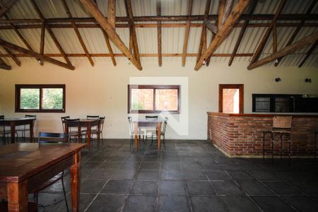 Casa de condomínio à venda com 111m², 3 quartos e 2 vagasÁrea comum - Salão de festas 1