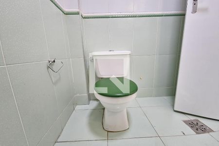 Apartamento à venda com 85m², 2 quartos e sem vaga Apartamento à venda com 85m², 2 quartos e sem vagaBanheiro 2