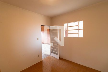 Casa à venda com 430m², 3 quartos e 4 vagas Casa à venda com 430m², 3 quartos e 4 vagasEscritório