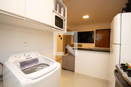 Cozinha e Área de Serviço de apartamento para alugar com 1 quarto, 45m² em Setor Habitacional Vicente Pires, Brasília