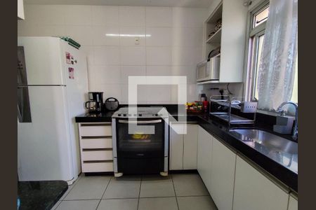 Cozinha de apartamento à venda com 3 quartos, 125m² em Vale do Sereno, Nova Lima