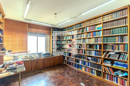 Apartamento à venda com 242m², 3 quartos e 2 vagasQuarto 1