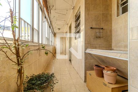 Apartamento à venda com 242m², 3 quartos e 2 vagasÁrea de Serviço