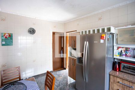 Casa à venda com 245m², 4 quartos e 1 vaga Casa à venda com 245m², 4 quartos e 1 vagaCozinha